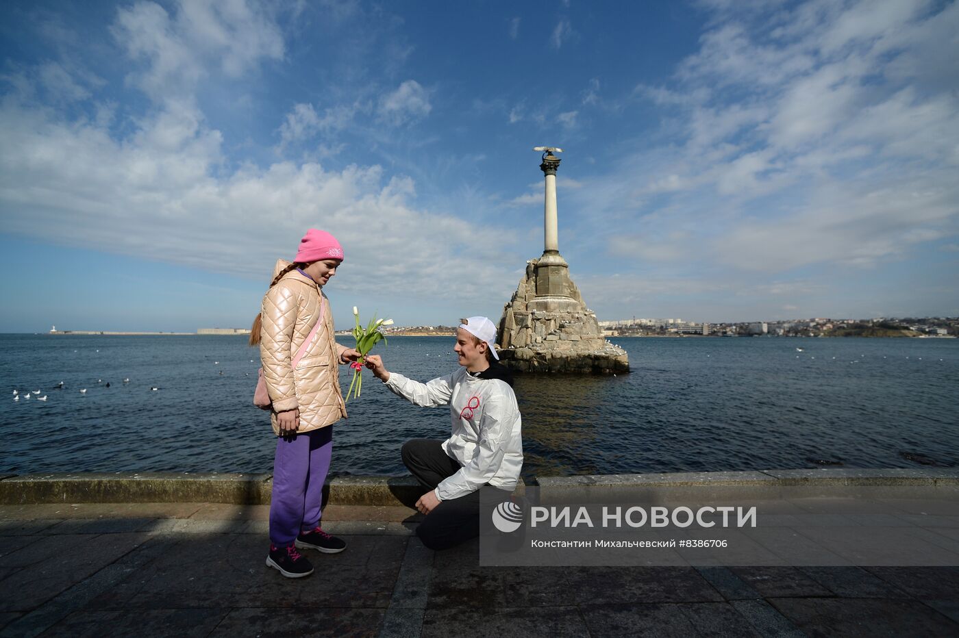 Международный женский день в России