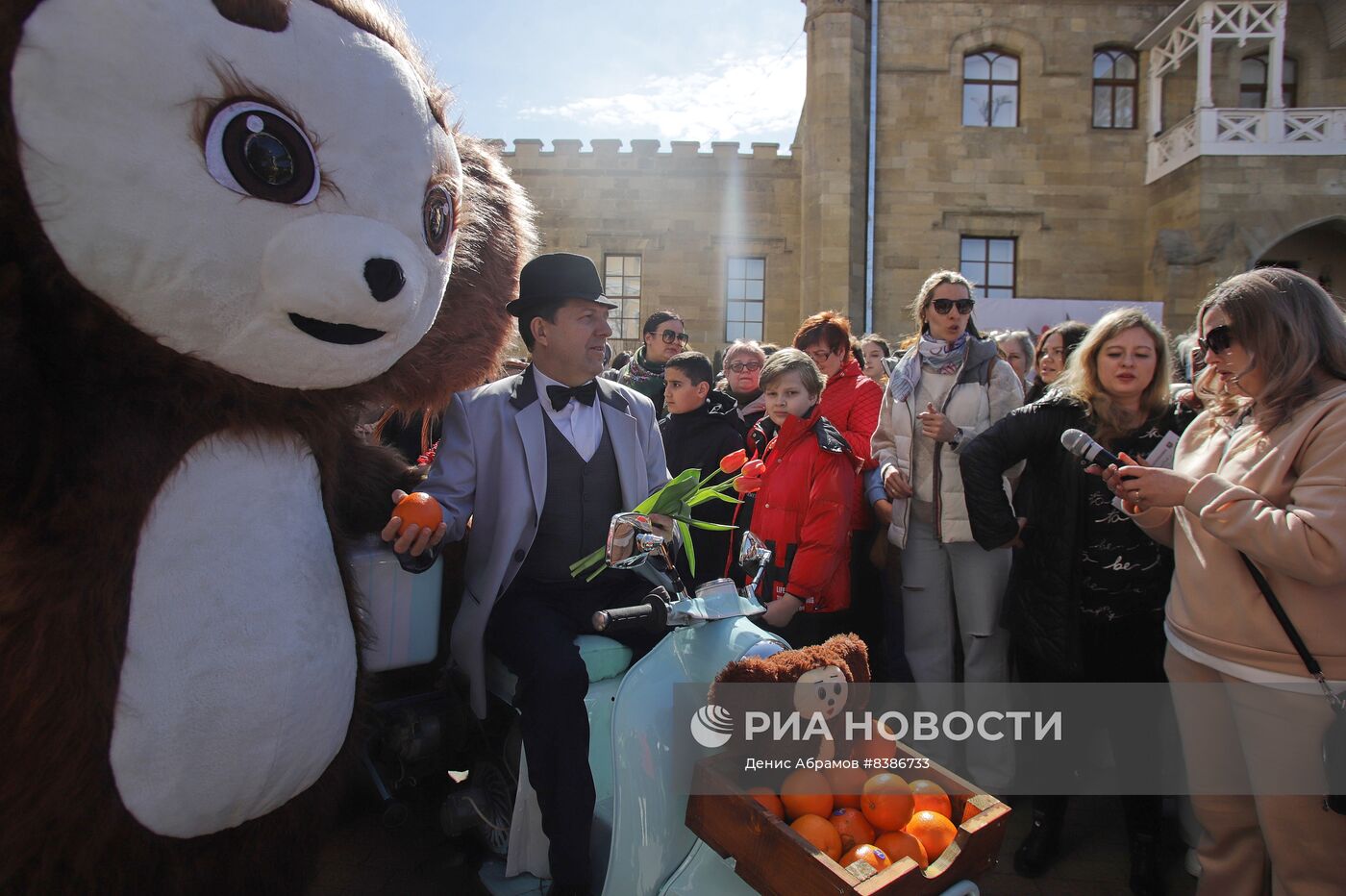 Международный женский день в России