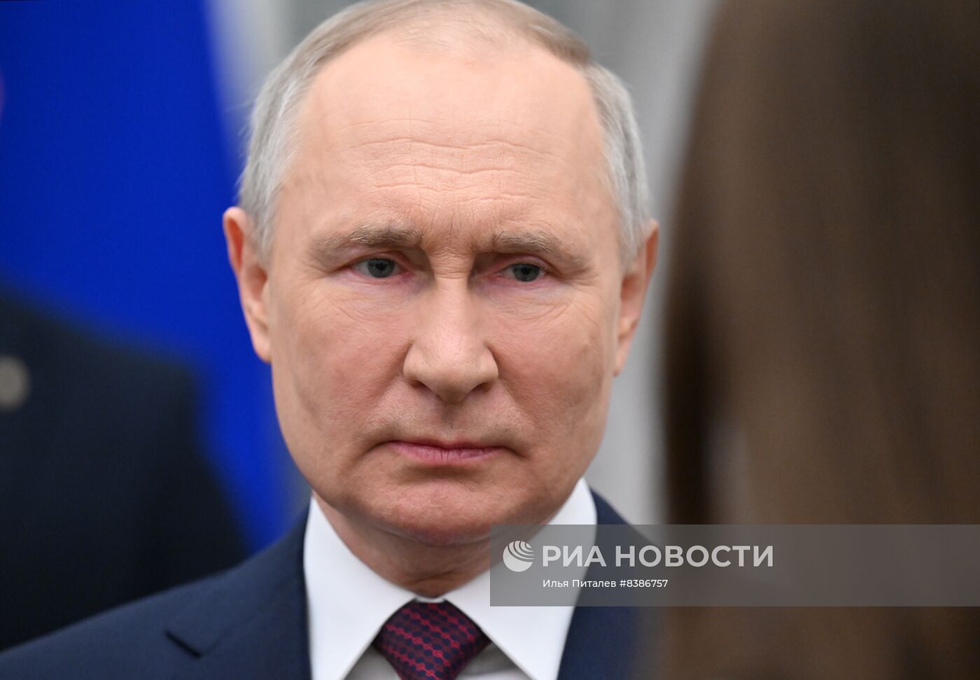 Президент РФ В. Путин вручил государственные награды выдающимся женщинам России