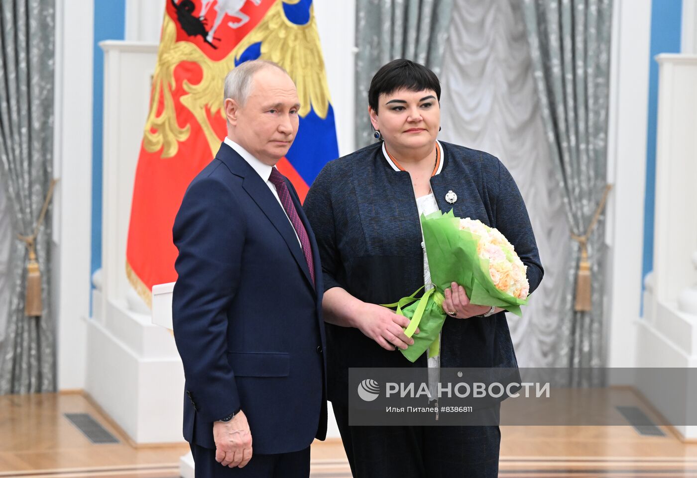 Президент РФ В. Путин вручил государственные награды выдающимся женщинам России