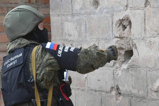 Последствия обстрела ВСУ жилого дома в Пологах Запорожской области