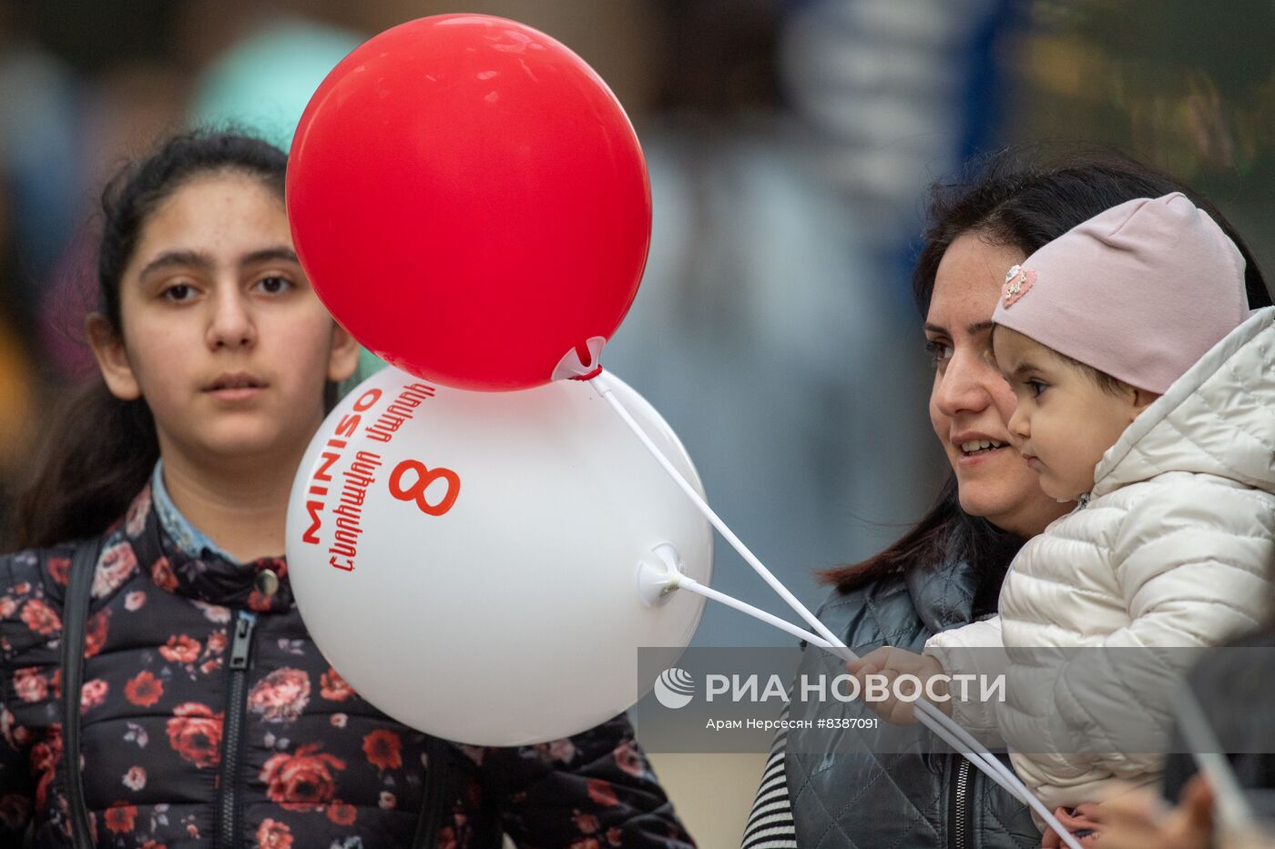 Празднование Международного женского дня в странах СНГ