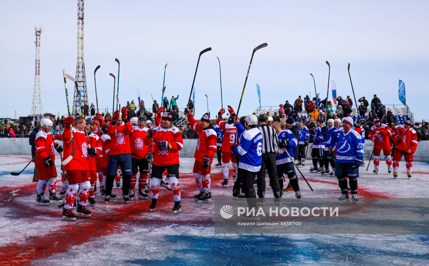 Звездный хоккейный матч на озере Байкал