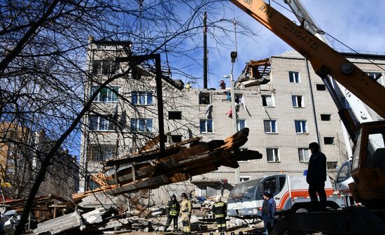 Ликвидация последствий взрыва газа в жилом доме в Чите