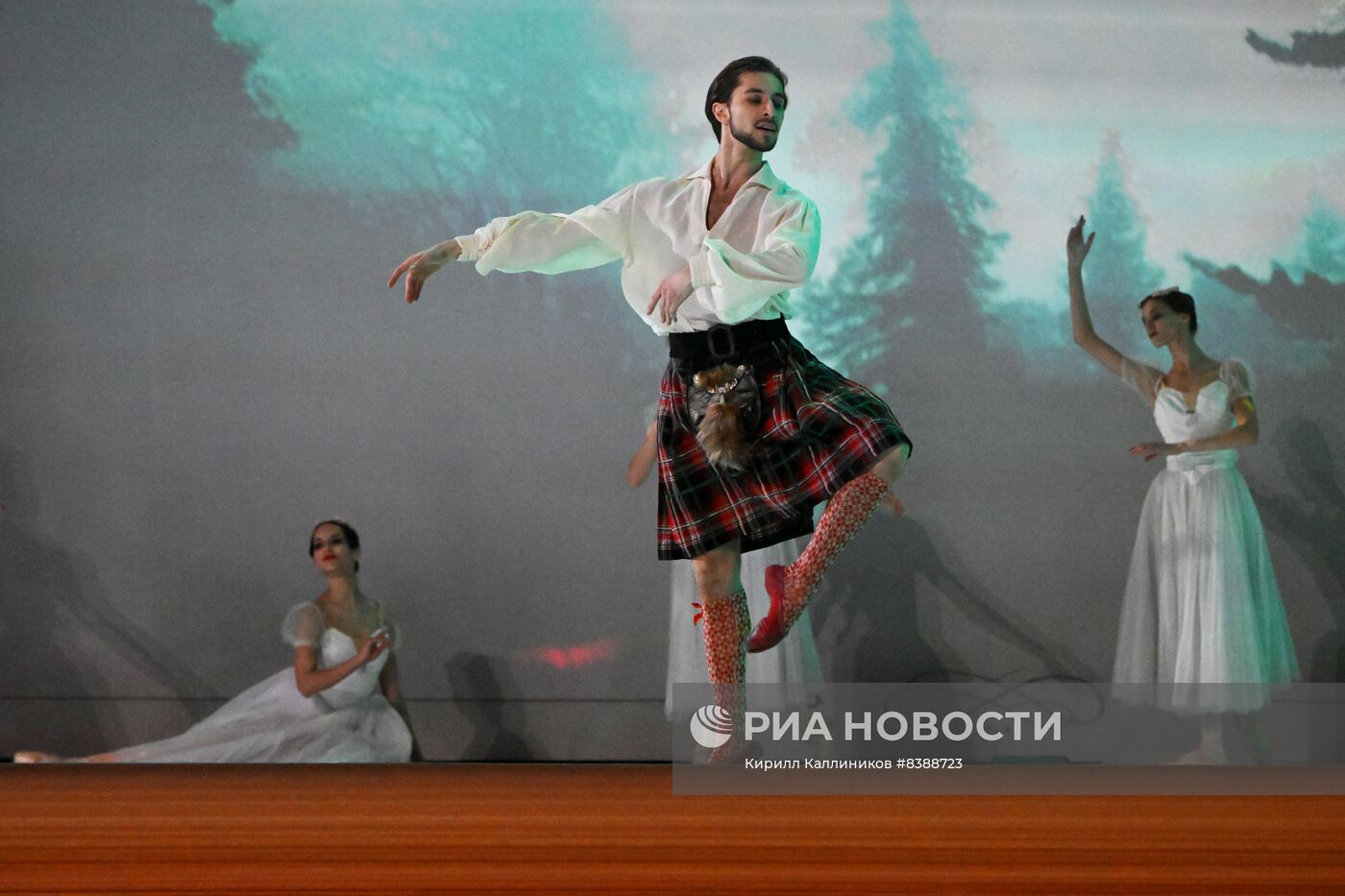 Премьера театрального проекта "Большая любовь"