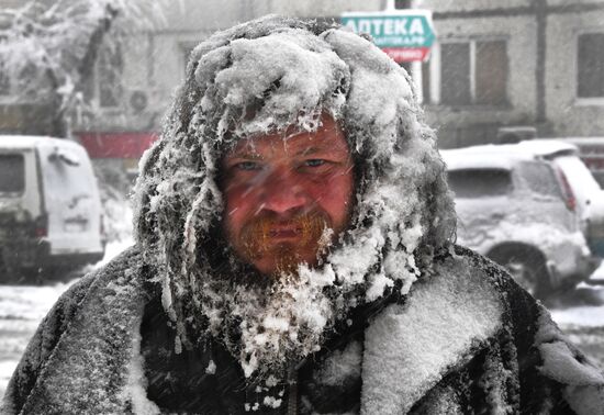 Снегопад во Владивостоке