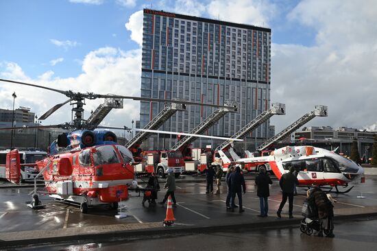 Выставка спецтехники в рамках Недели городского хозяйства