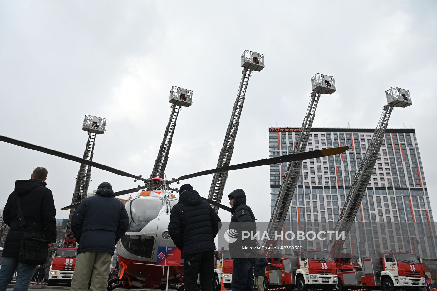 Выставка спецтехники в рамках Недели городского хозяйства