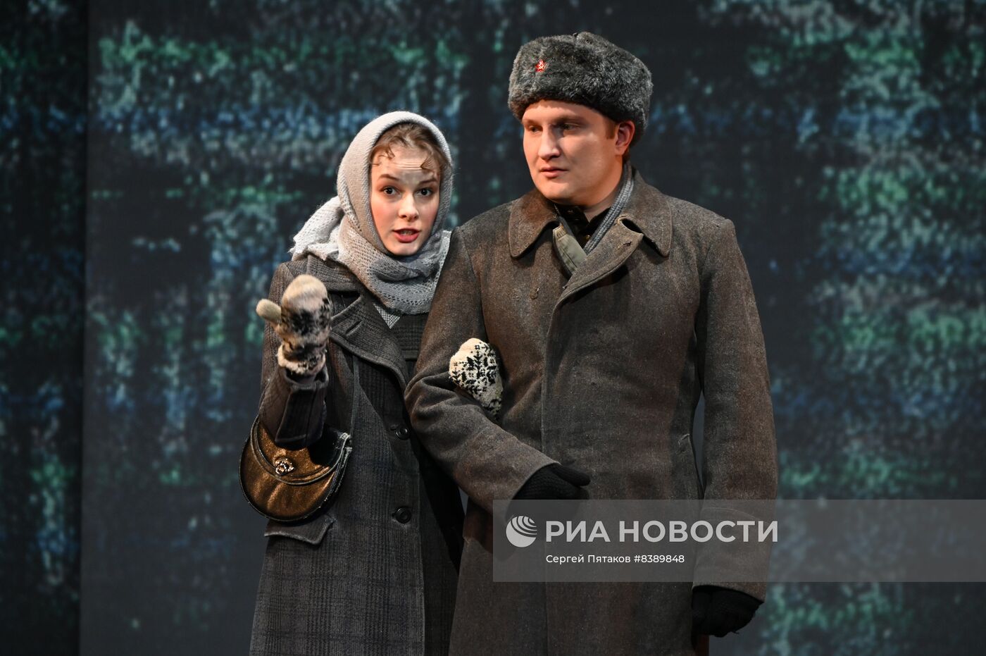 Спектакль "Варшавская мелодия" в театре им. Е. Вахтангова