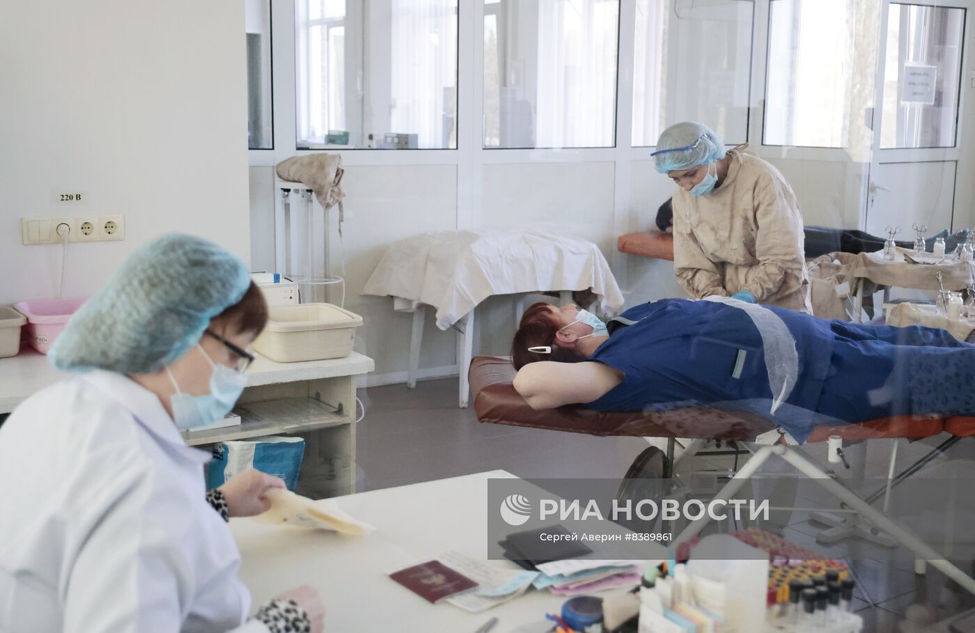 Сдача крови донорами в ДНР