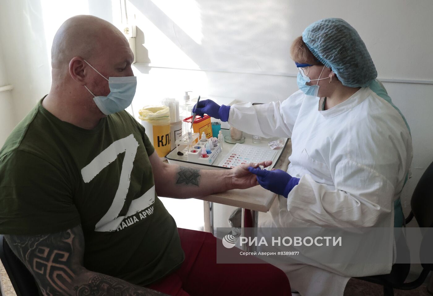 Сдача крови донорами в ДНР