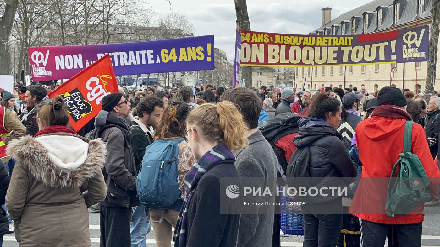 Акция протеста против пенсионной реформы в Париже