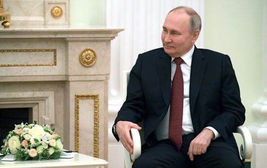 Переговоры президента РФ В. Путина с президентом Сирии Б. Асадом