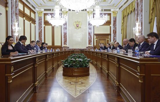 Премьер-министр РФ М. Мишустин встретился с членами фракции "Новые люди"