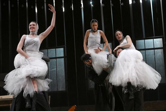 Спектакль "Дядя Ваня" в МХТ им. А.П. Чехова