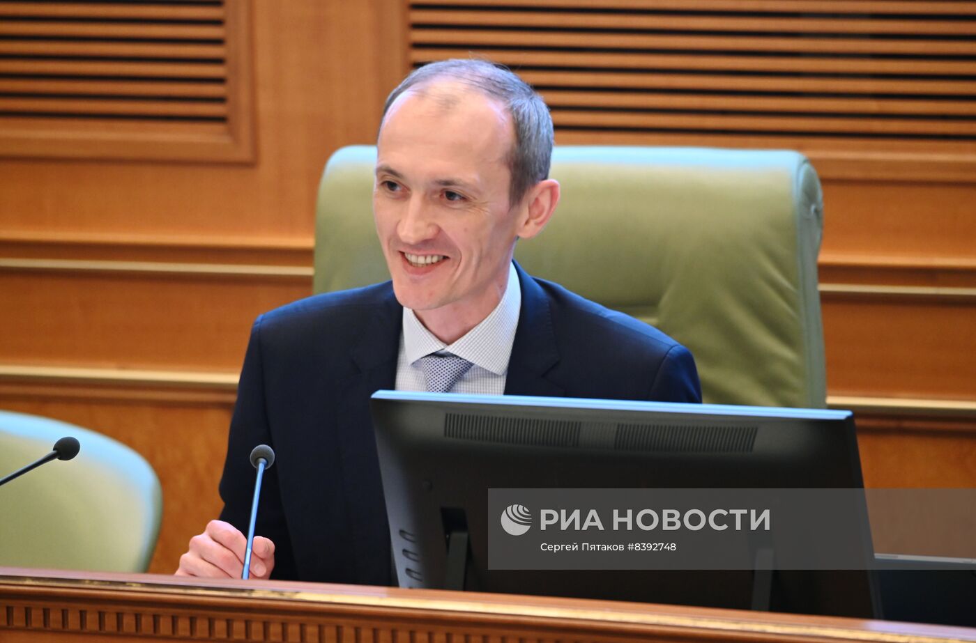 Вице-премьер Д. Григоренко провел совещание со статс-секретарями