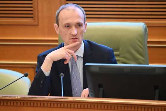 Вице-премьер Д. Григоренко провел совещание со статс-секретарями