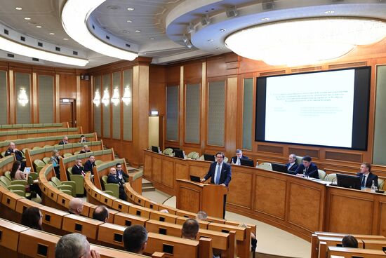 Вице-премьер Д. Григоренко провел совещание со статс-секретарями