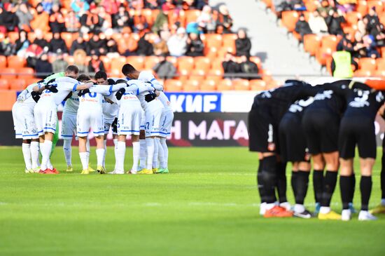 Футбол. РПЛ. Матч "Урал" - "Динамо"