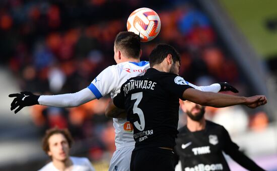 Футбол. РПЛ. Матч "Урал" - "Динамо"