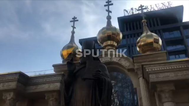 Памятник святителю Луке торжественно открыли в Ташкенте