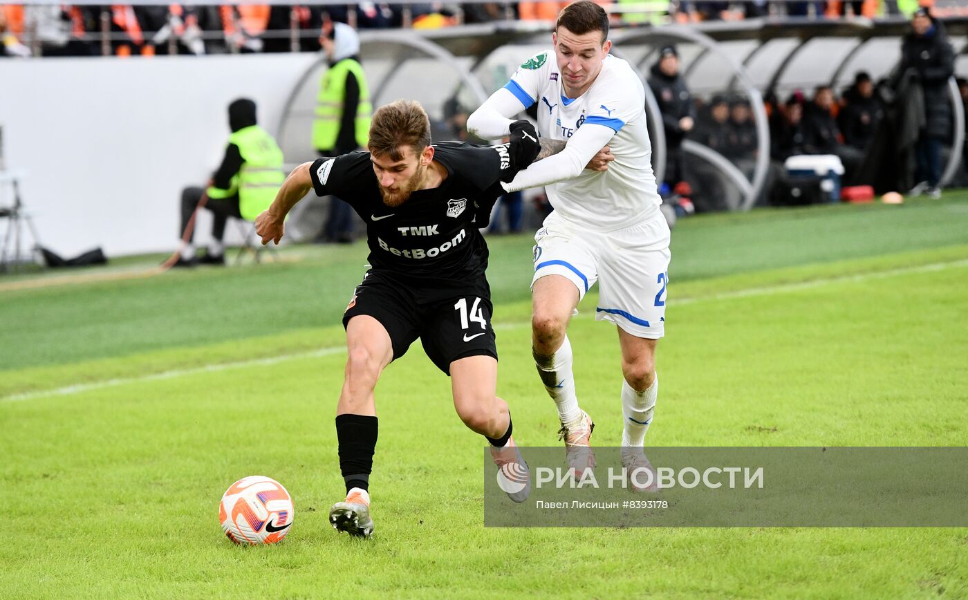 Футбол. РПЛ. Матч "Урал" - "Динамо"
