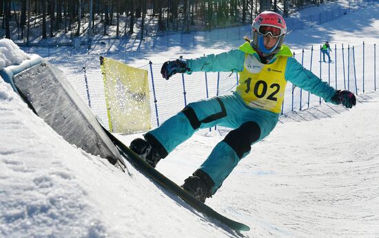 Соревнования по горнолыжному спорту для детей в Красноярске