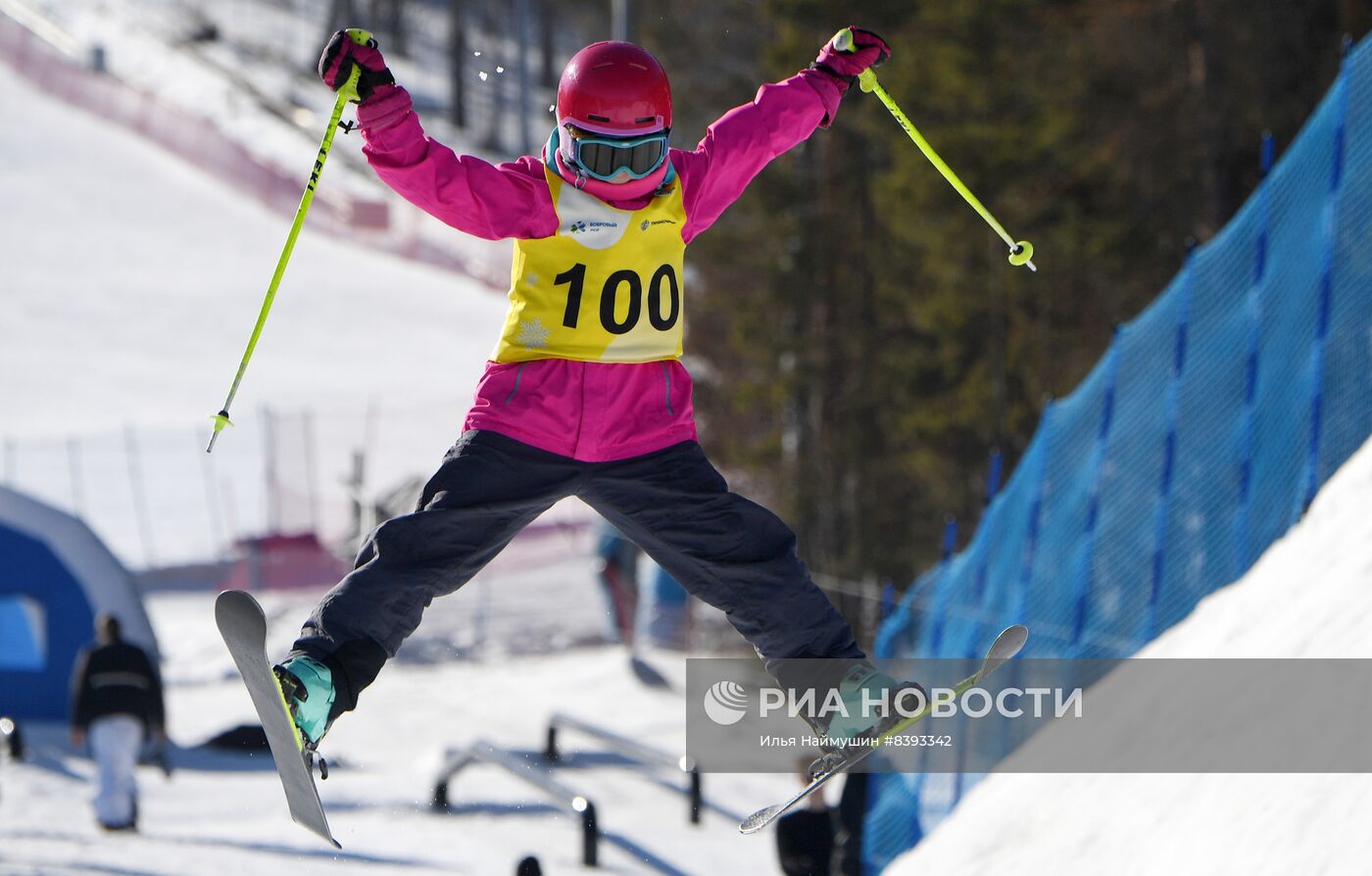 Соревнования по горнолыжному спорту для детей в Красноярске