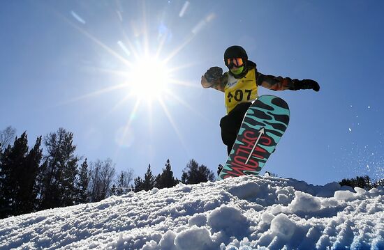 Соревнования по горнолыжному спорту для детей в Красноярске