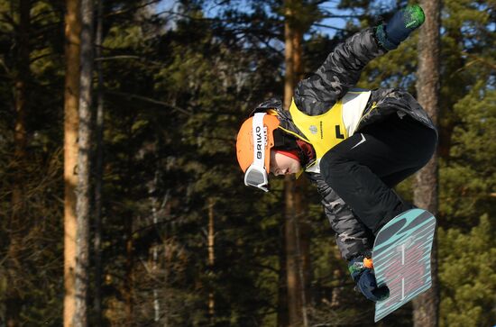 Соревнования по горнолыжному спорту для детей в Красноярске