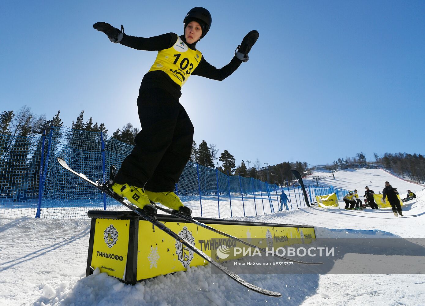 Соревнования по горнолыжному спорту для детей в Красноярске