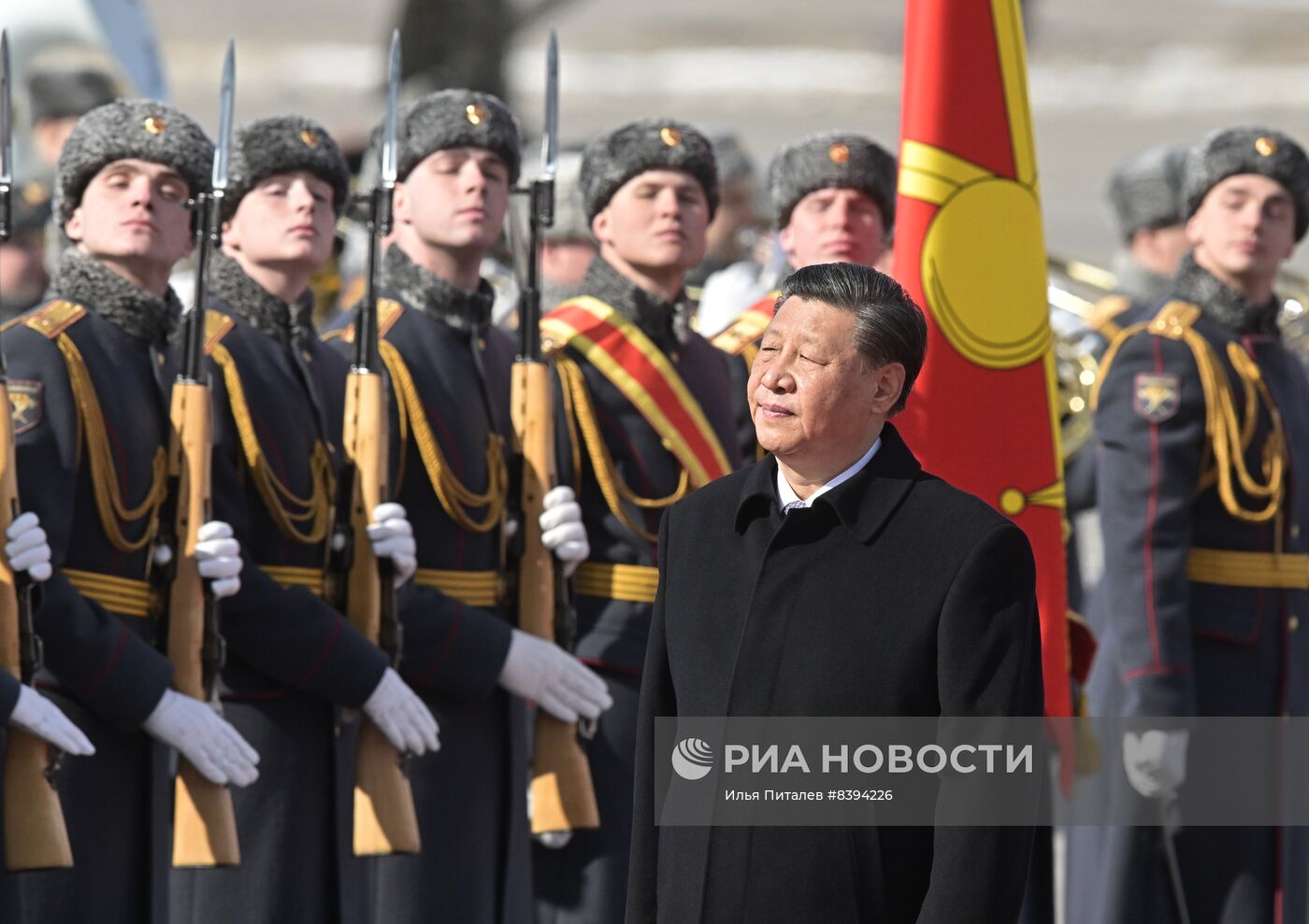 Прилет председателя КНР Си Цзиньпина в Москву