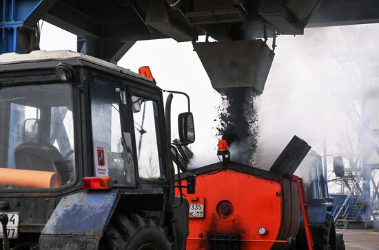 Готовность асфальтобетонных заводов ГБУ "Автомобильные дороги" к старту ремонтного сезона