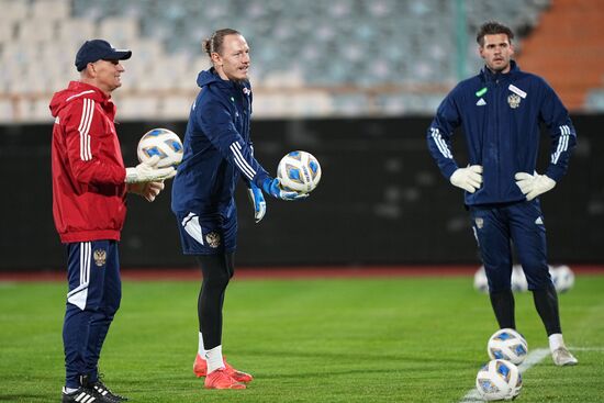 Футбол. Тренировка сборной России