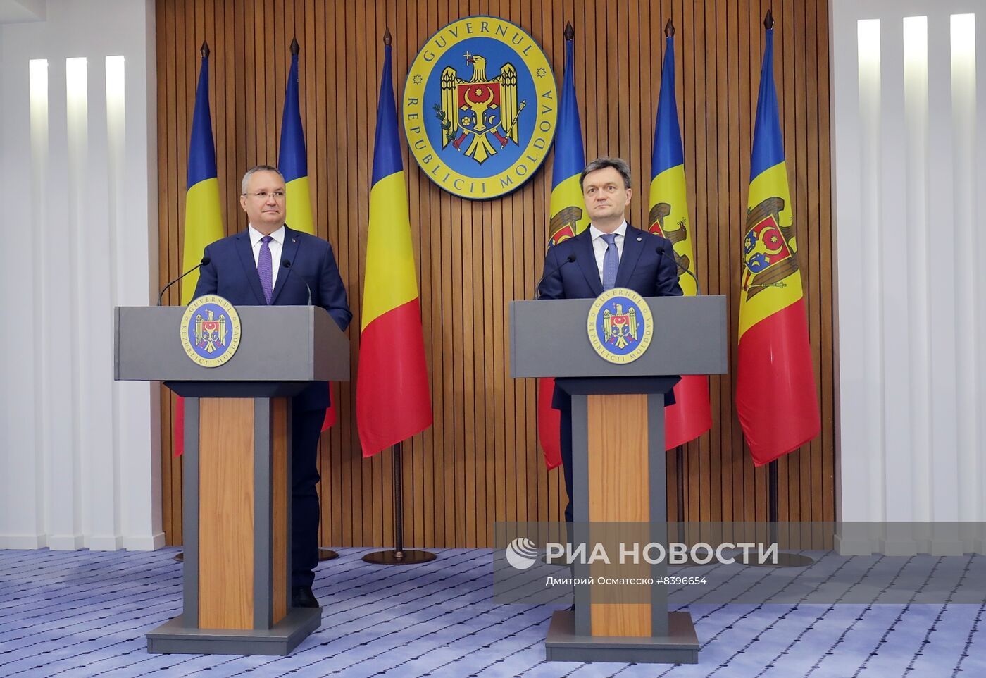 П/к премьер-министра Молдовы Д. Речана и премьер-министра Румынии Н. Чукэ