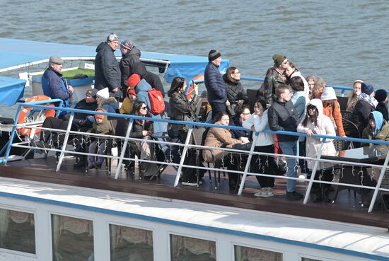 Теплая погода в Москве