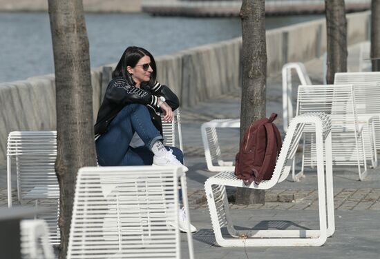 Теплая погода в Москве