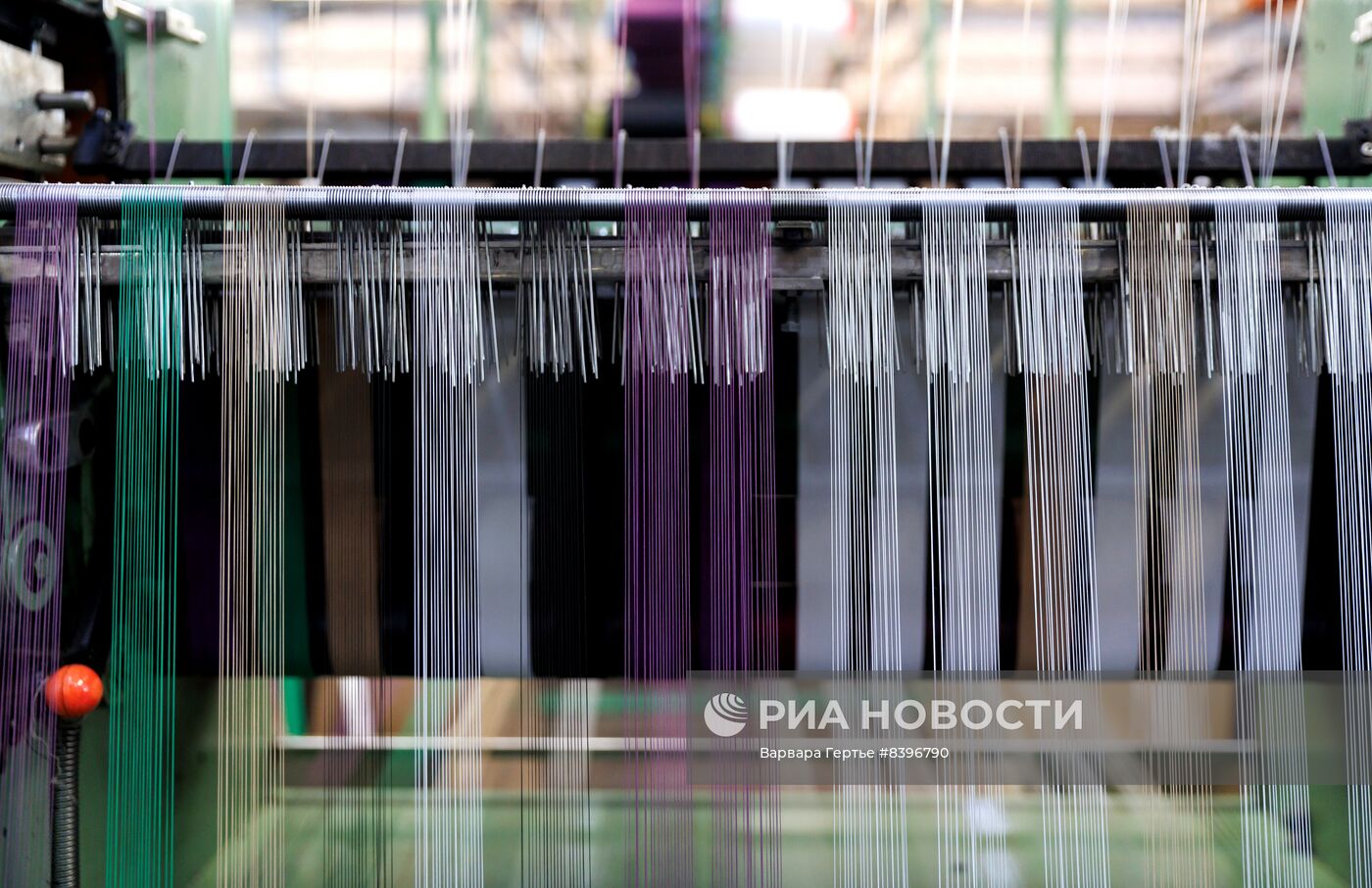 Работа ленто-ткацкой фабрики в Иваново