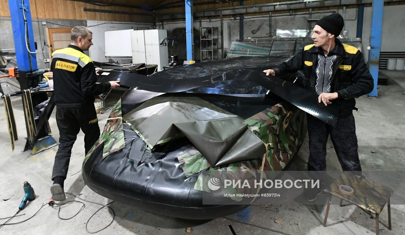 Производство и испытание аэролодок "Аллигатор" в Красноярском крае