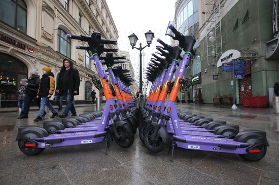 Старт сезона проката электросамокатов  в Москве