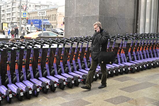 Старт сезона проката электросамокатов  в Москве