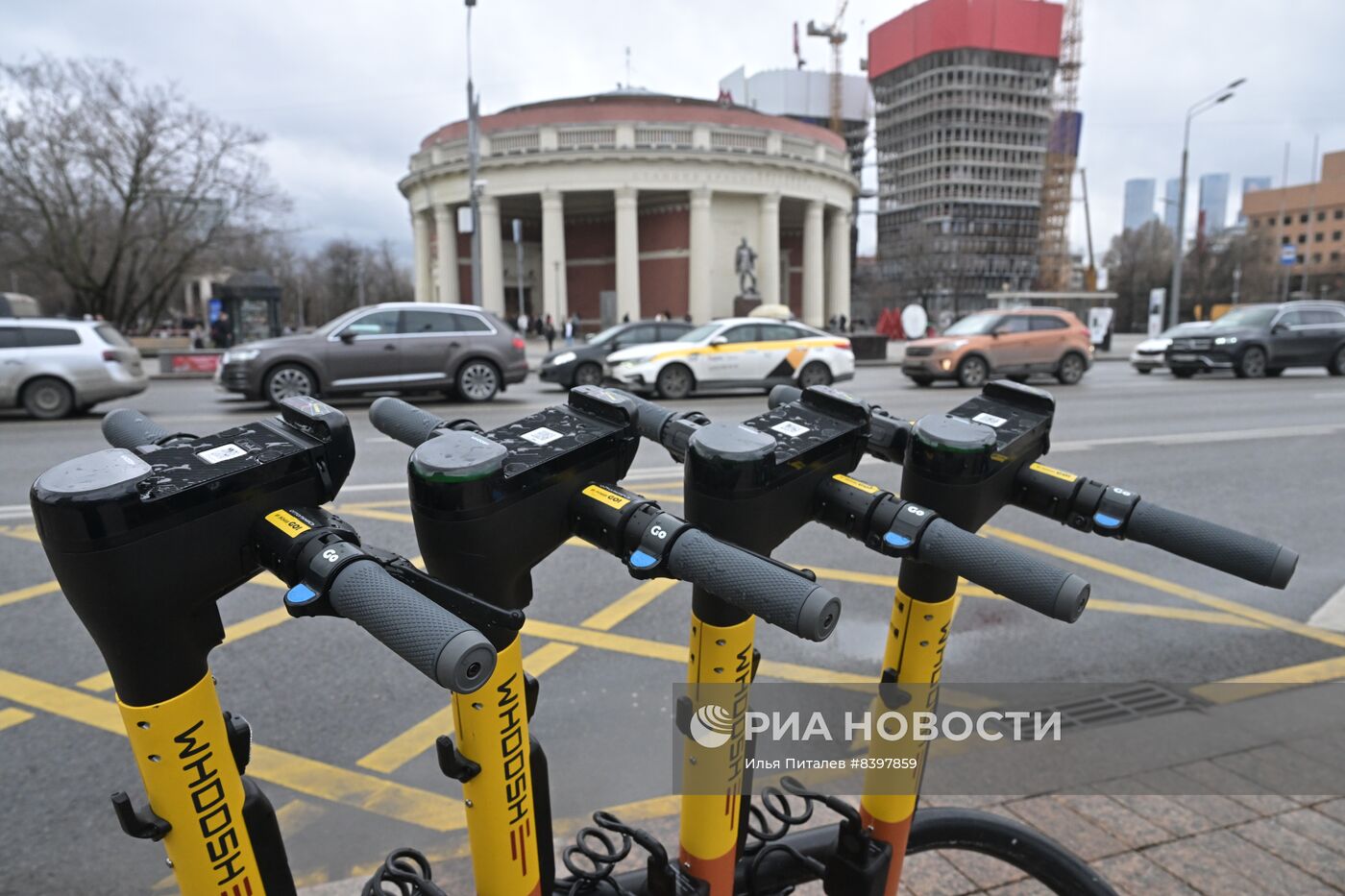 Старт сезона проката электросамокатов  в Москве