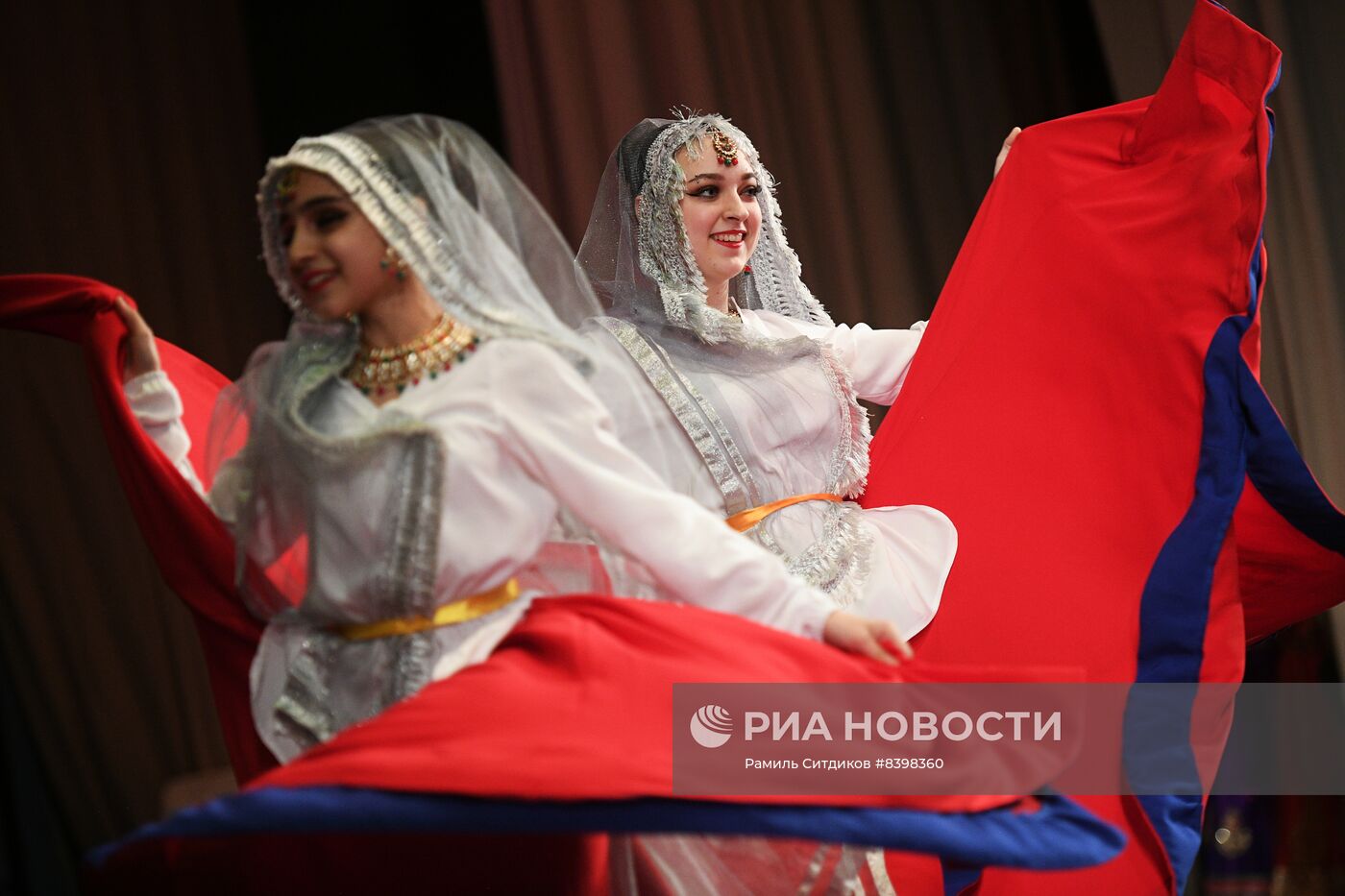 15-й фестиваль Холи Мела в Москве
