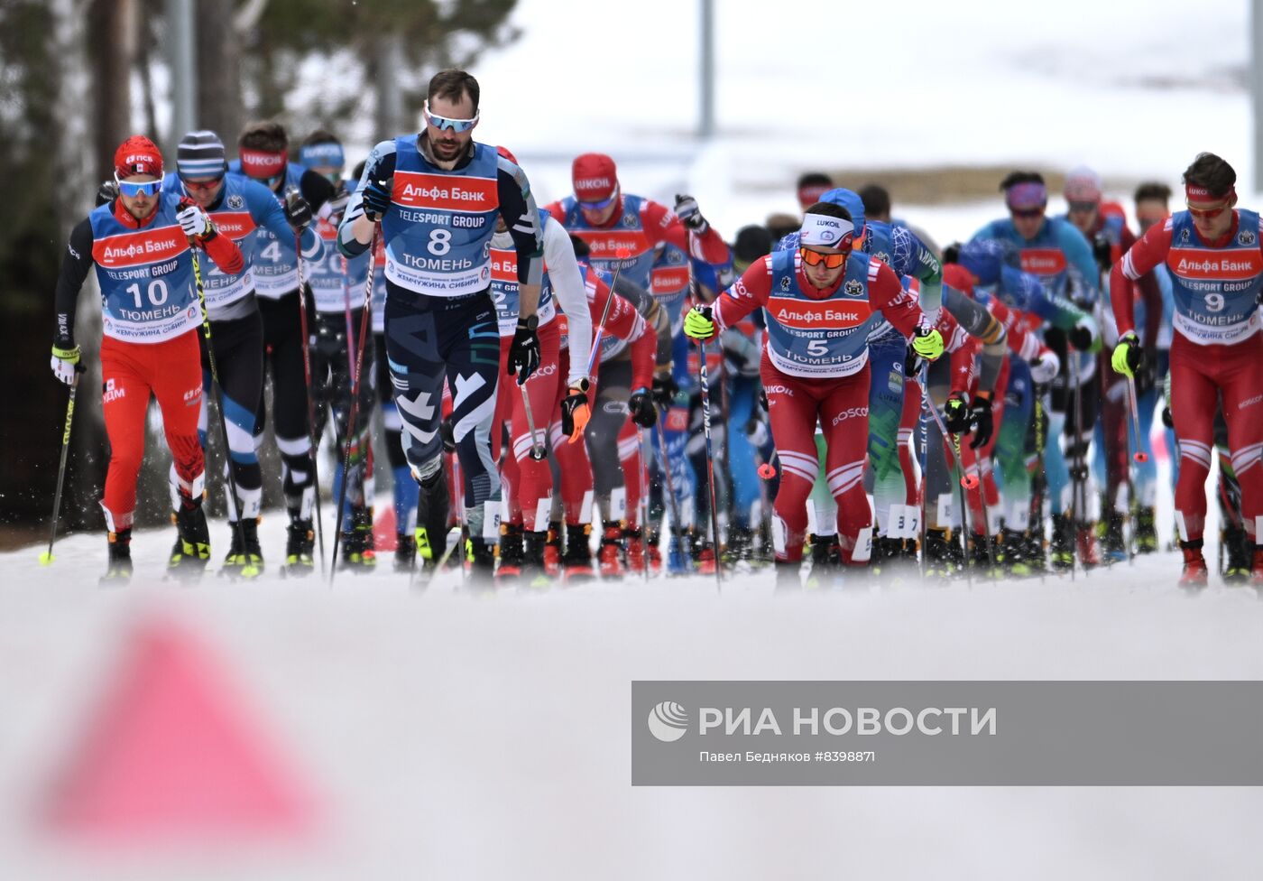 Лыжные гонки. Чемпионат России. Мужчины. Масс-старт