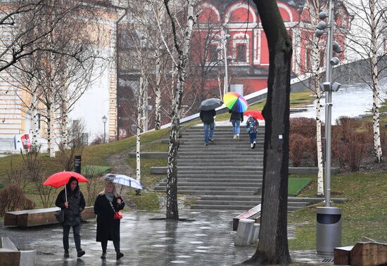 Дождь в Москве