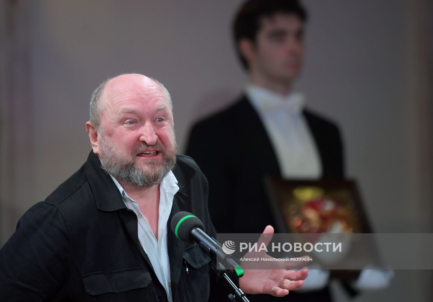Церемония вручения премии "Золотая Маска" - "За выдающийся вклад в развитие театрального искусства" 