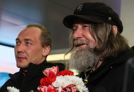 Прибытие в Москву Ф. Конюхова после рекордного полета на воздушном шаре