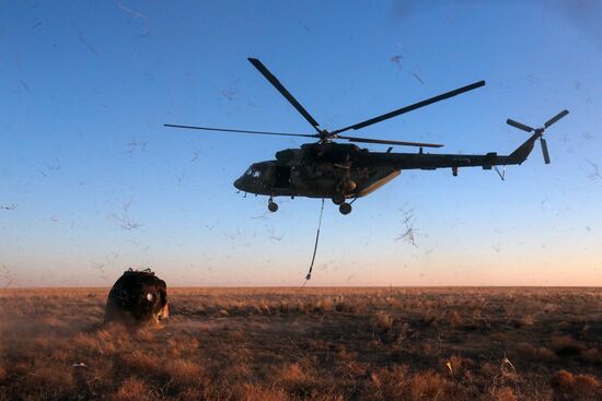 Возвращение на Землю ТПК "Союз МС-22" в беспилотном режиме 