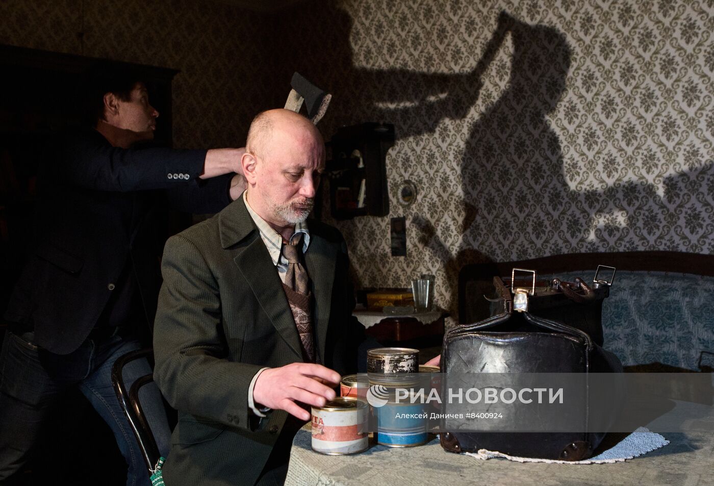 Съемка фильма "Вести незримый бой" на киностудии "Ленфильм" в Петербурге