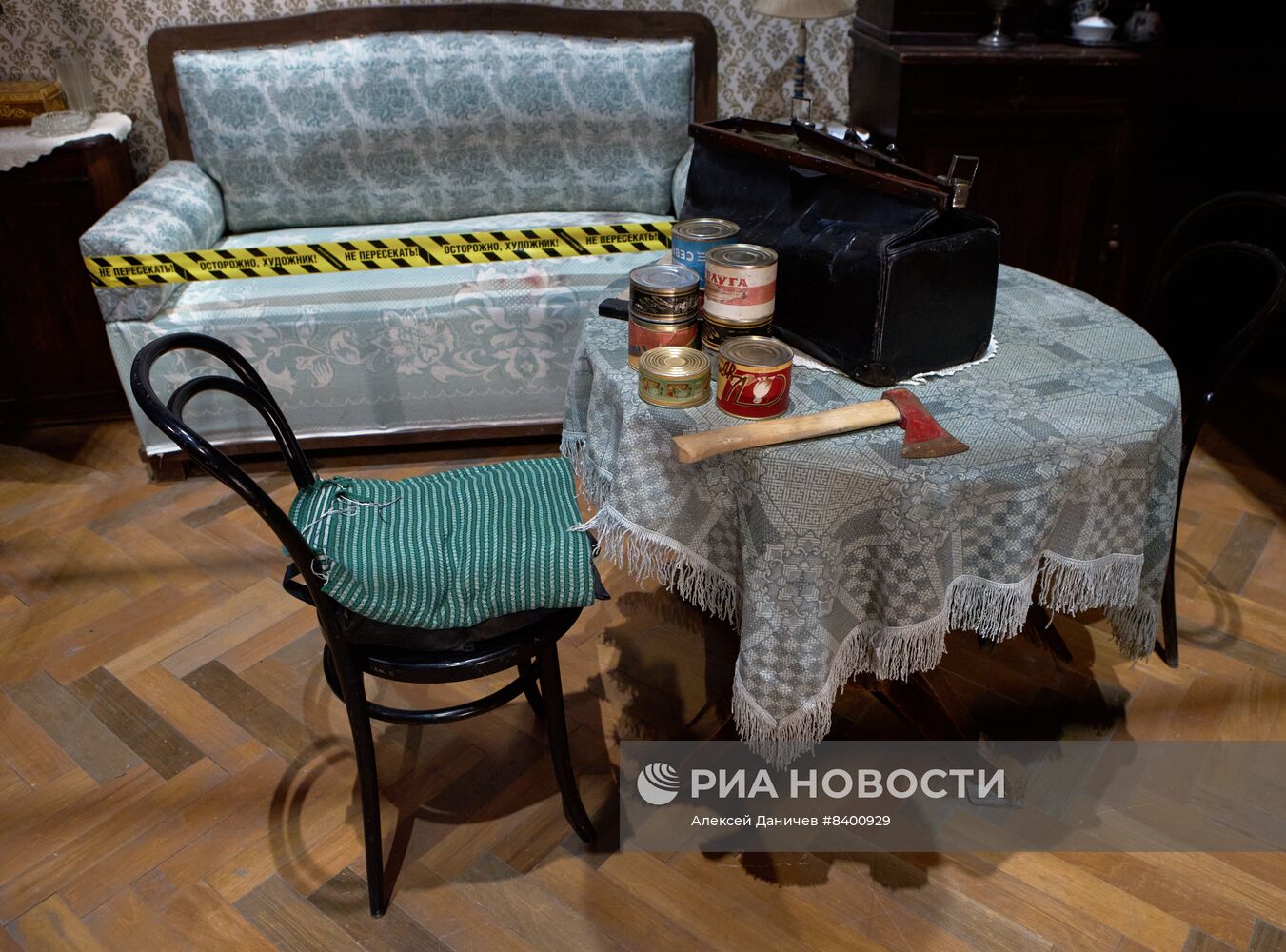 Съемка фильма "Вести незримый бой" на киностудии "Ленфильм" в Петербурге